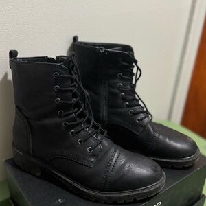 Black Combat Boot
Size 10 
Ankle Boots